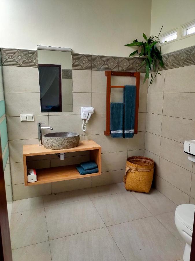 Ilasan Cottage. Tomohon Екстериор снимка
